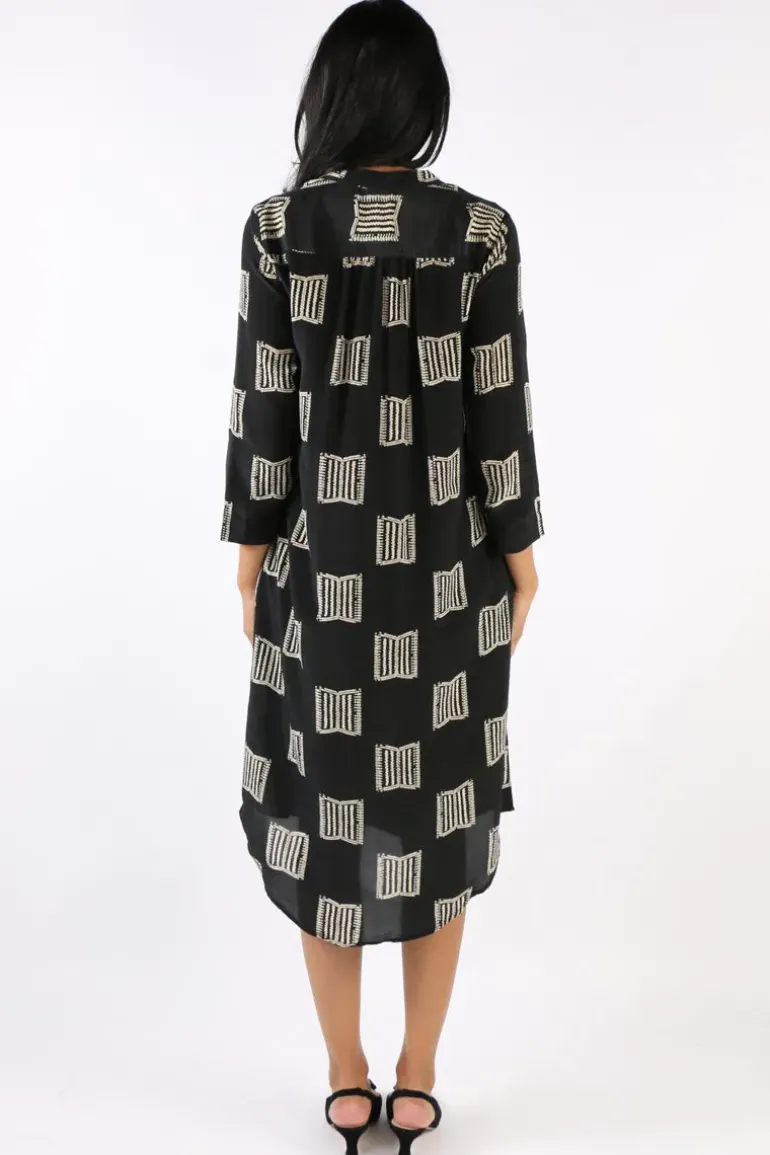 Anupamaa Roma Block Dress In Black