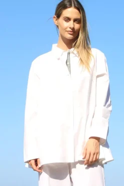 Bagruu Mada Shirt In White