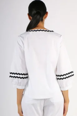 Bagruu Tara Top In White