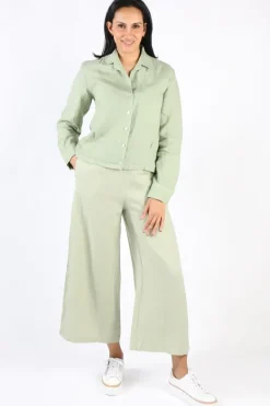 Blueberry Cropped Classic Shirt In Sage