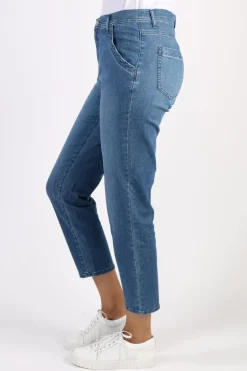 Brax Lightweight Denim Jeans In Wash