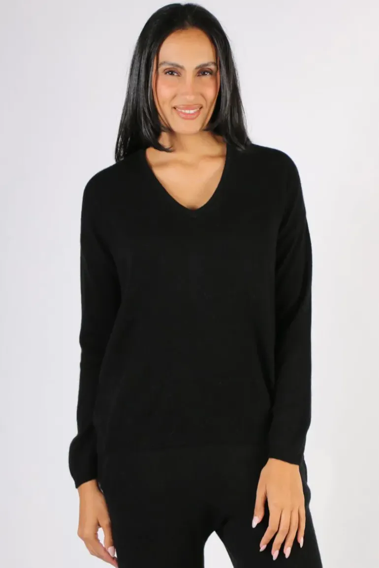 C & Co Boyfriend Jumper In Black