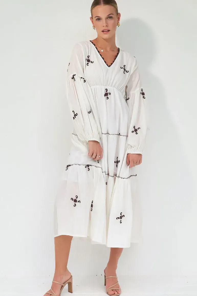 Collectivo Zoe Dress In White