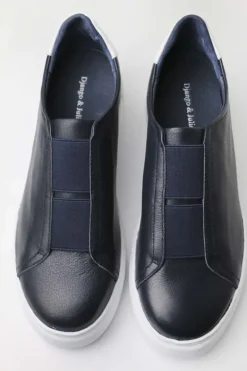 Django And Juliette Yales Sneaker In Navy