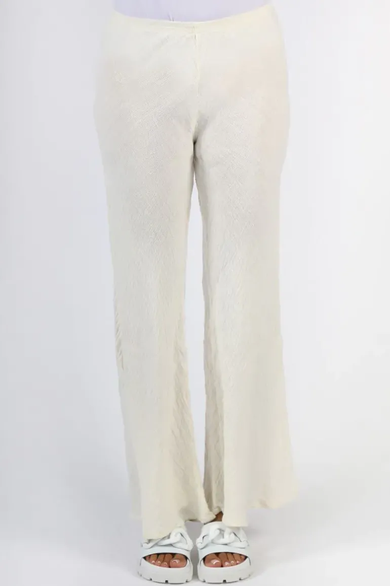 Estilo Novo Flare Pant In Panna