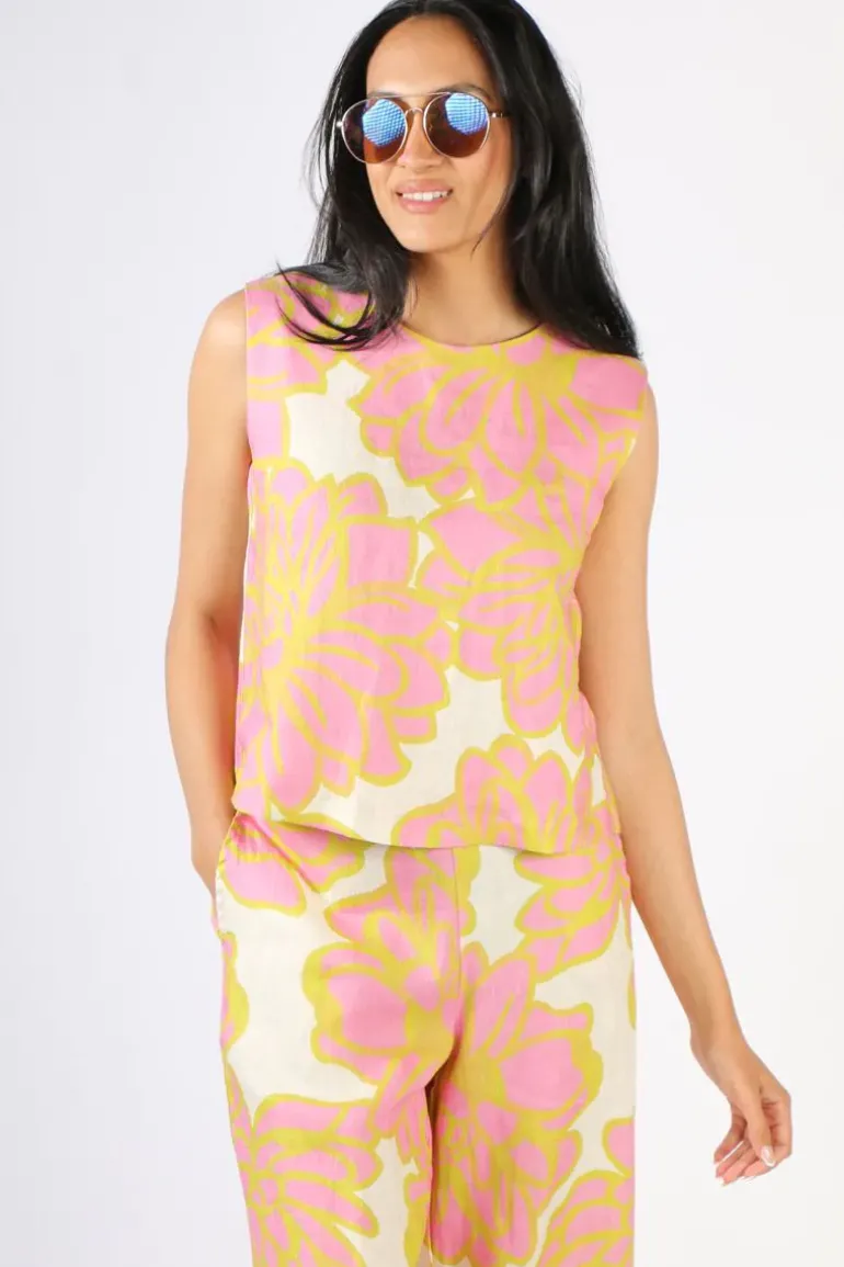 Foil Its Only Natural Full Bloom Print Top In Pink