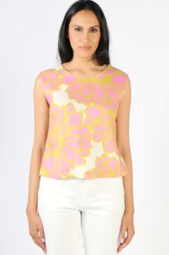 Foil Its Only Natural Full Bloom Print Top In Pink