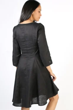 Foil My Flare Lady Dress In Black