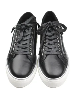Froggy Sneaker In Black By Django & Juliette