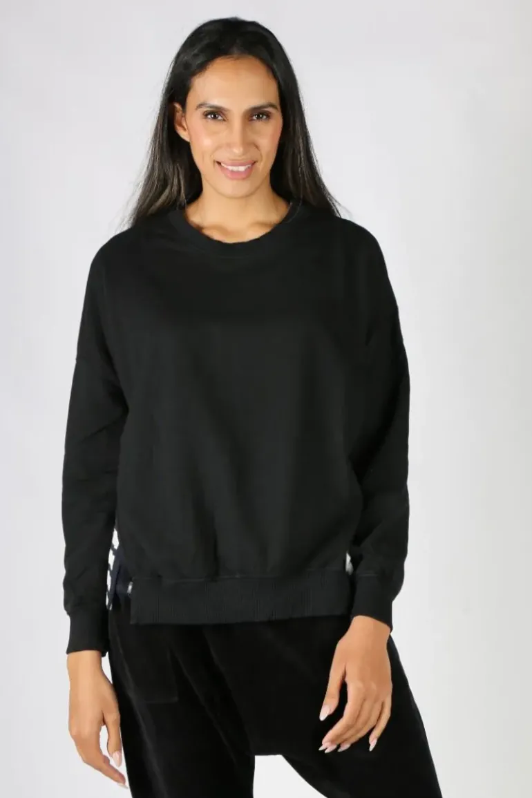 Funky Staff Ruby Sweater In Black