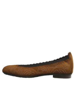 Hispanitas Stud Basil Ballet Pump In Tan