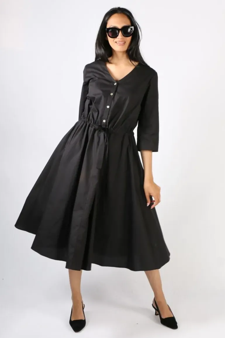 Illium Circle Dress In Black