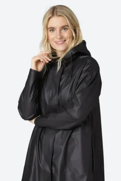 Ilse Jacobsen A Line Raincoat In Black