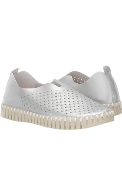 Ilse Jacobsen Tulip Flat In Metallic Silver