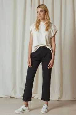 Indi & Cold Straight Chino In Navy