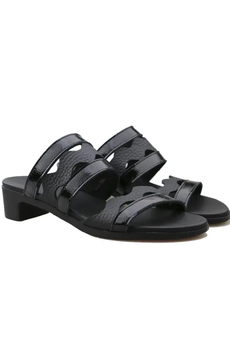 Kisawa Slide By Arche In Black