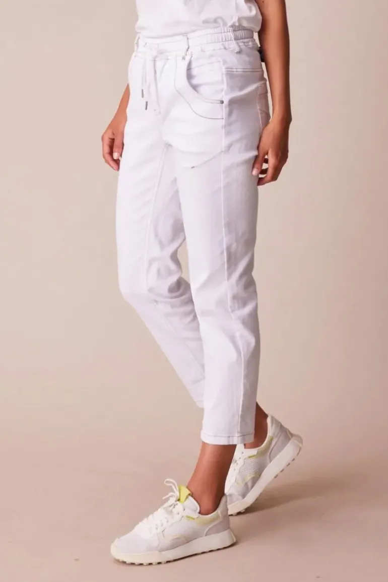 Lania Boyfriend Jean In White