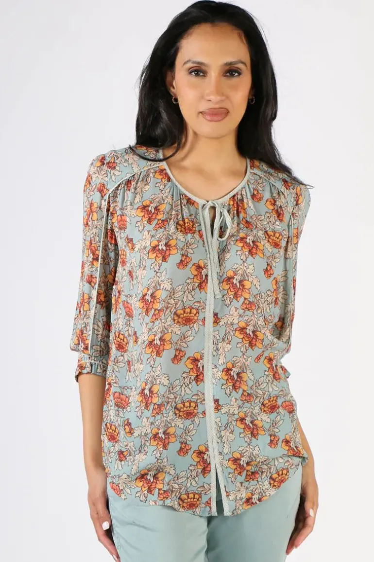 Lania Floral Holly Top In Sea
