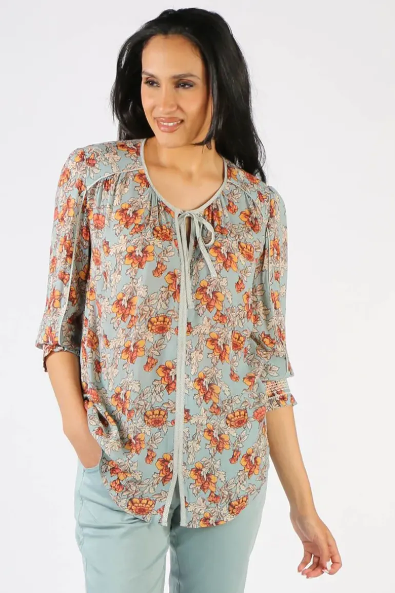 Lania Floral Holly Top In Sea