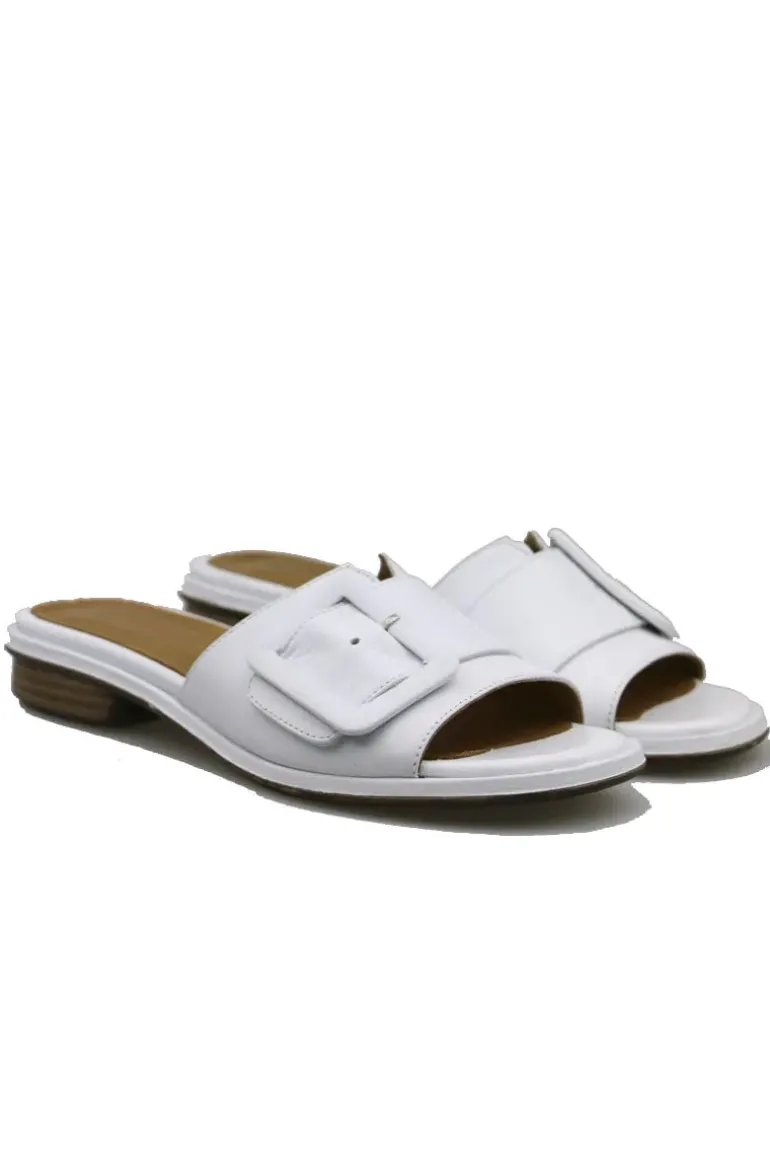 Lisbet Sandal By Sala In White