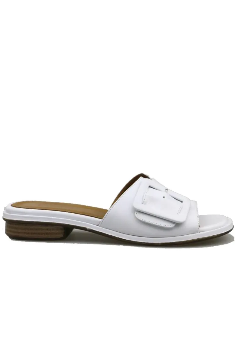 Lisbet Sandal By Sala In White