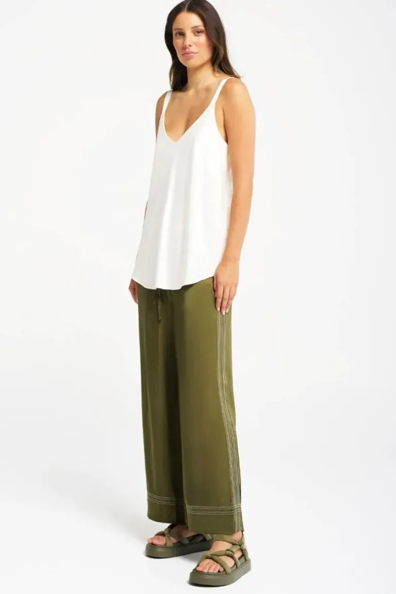 Lounge The Label Meribel Pant In Olive