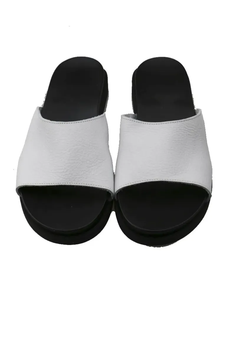 Makuzi Sandal By Arche In White
