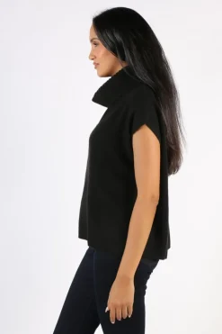 Mansted ZoBee Pop Over Vest In Black