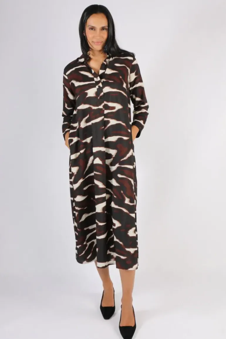 Masai Nikkini Printed Dress In Coffee