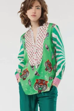 Me369 Gabriella Bib Front Shirt In Graffiti Print