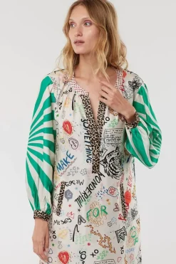 Me369 Hannah Dress In Graffiti Print