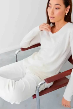 Mia Fratino Essential Slim Vee In Ivory