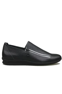 Nasari Flat By Arche In Black