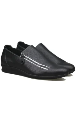 Nasari Flat By Arche In Black