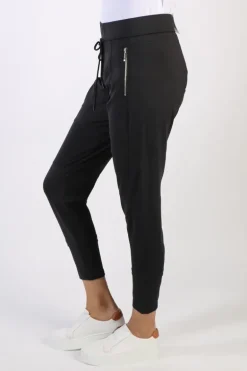 NLJ Witney Jogger In Black