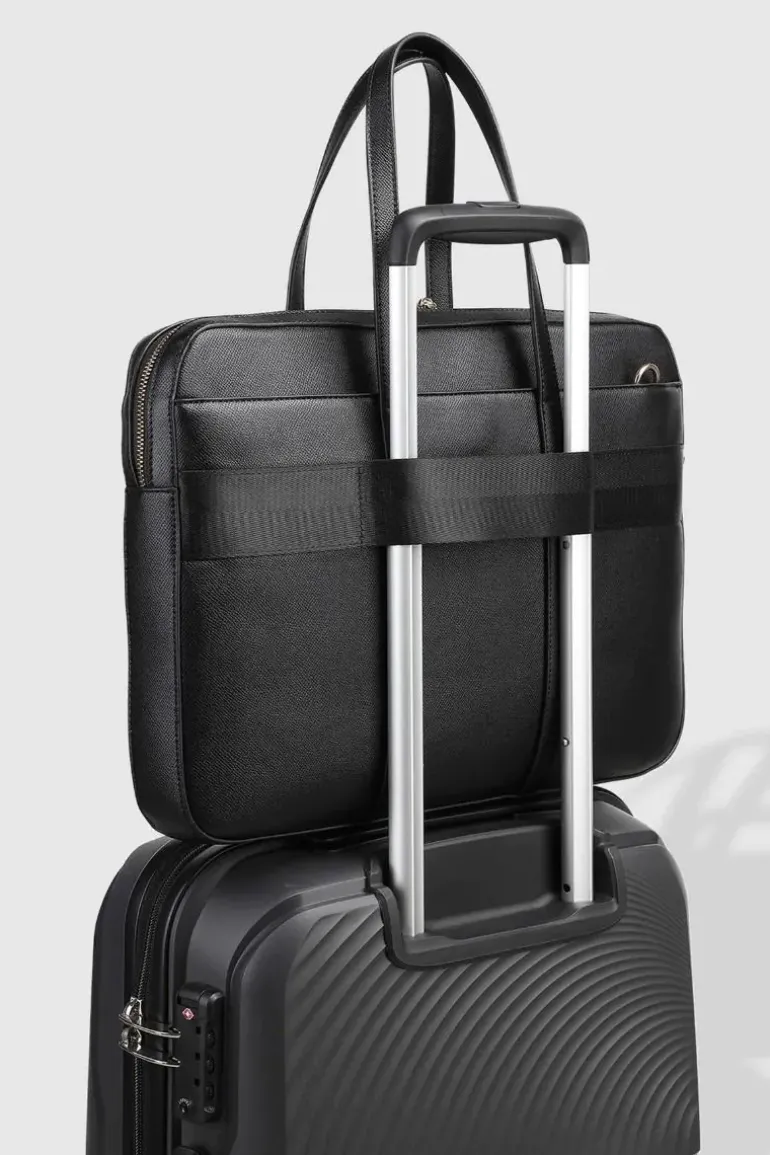 Orleans Bag In Black By Louenhide