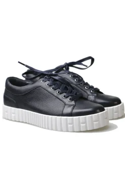 Osaac Sneaker By Django & Juliette In Navy