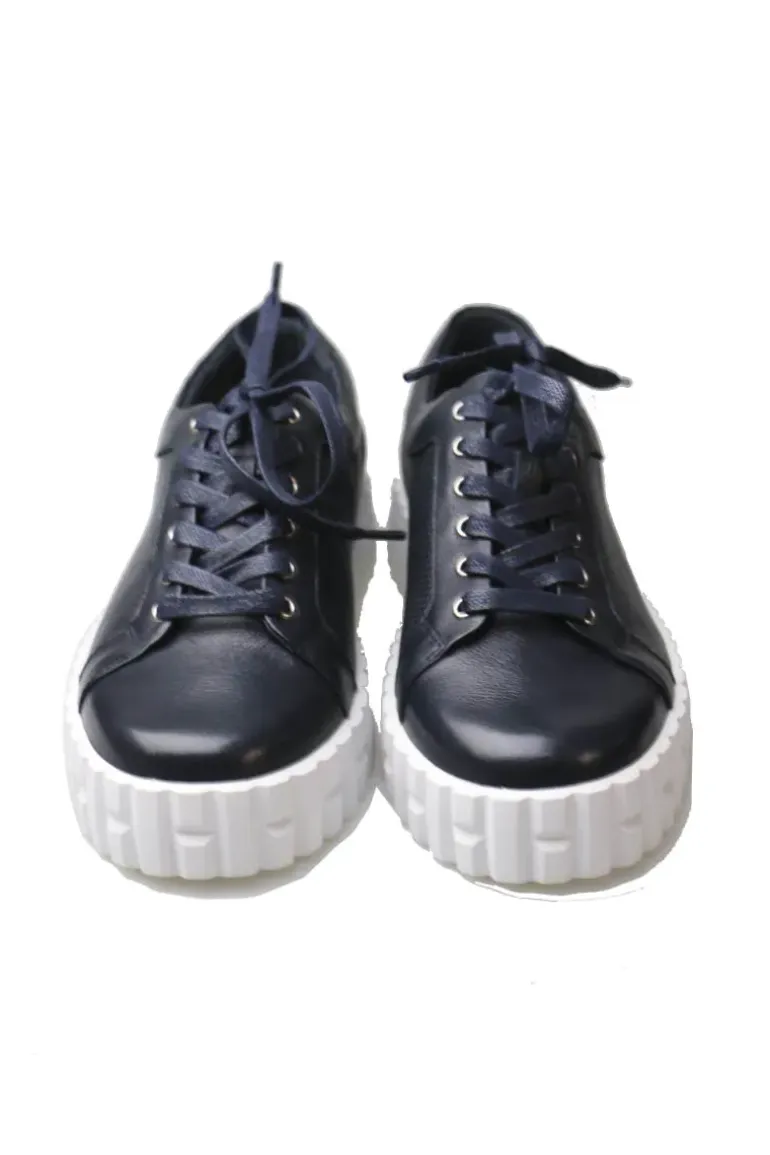 Osaac Sneaker By Django & Juliette In Navy