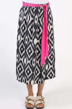 Ping Pong Ikat Skirt In Navy