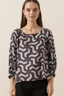 POL Kendal Geometric Top In Print