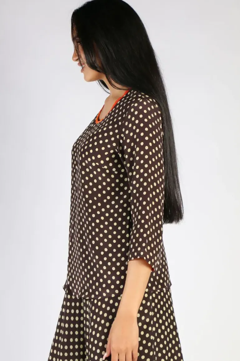 Spot Sarine Top In Chocolate By Anupamaa