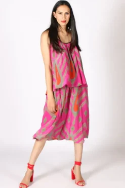 Teardrop Skirt By Anupamaa In Fuchsia