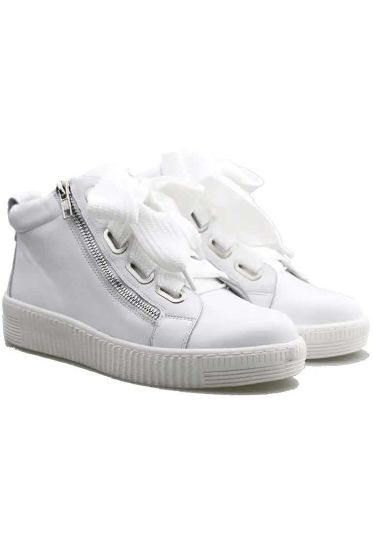 Thendo Sneaker By Django & Juliette In White