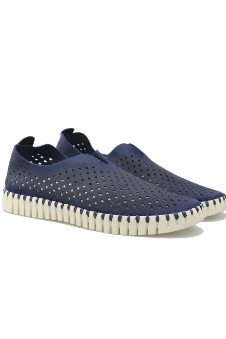 Tulip Flat By Ilse Jacobsen In Navy