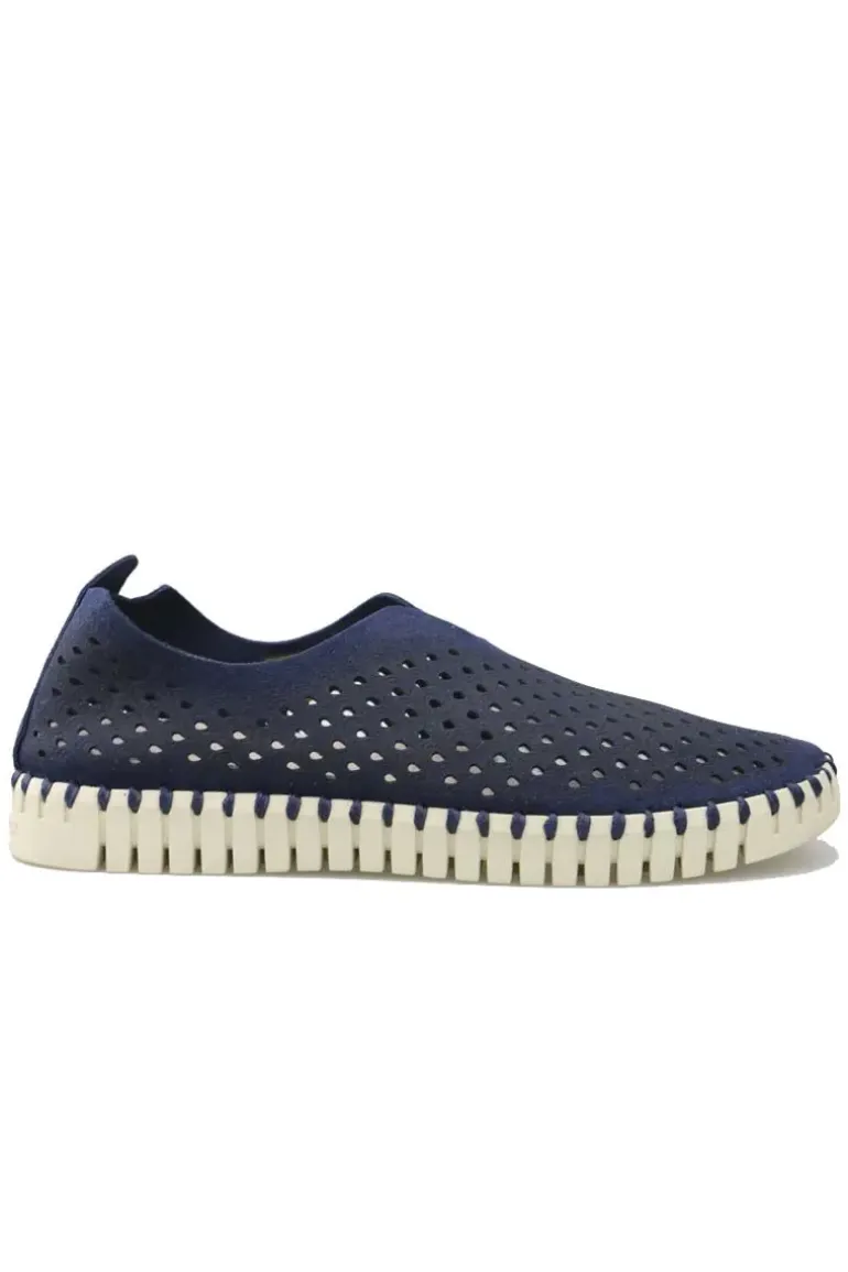 Tulip Flat By Ilse Jacobsen In Navy