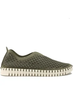 Tulip Flat By Ilse Jacobsen In Olive