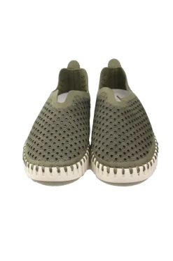 Tulip Flat By Ilse Jacobsen In Olive