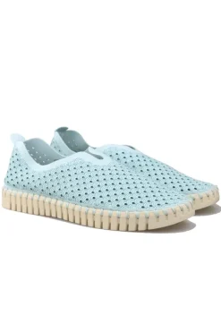 Tulip Flat By Ilse Jacobsen In Sapphire