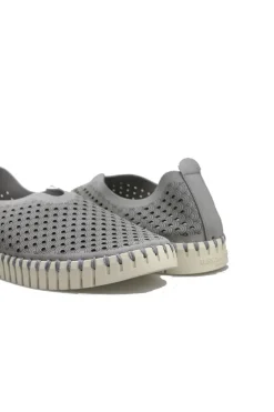 Tulip Flat By Ilse Jacobsen In Grey