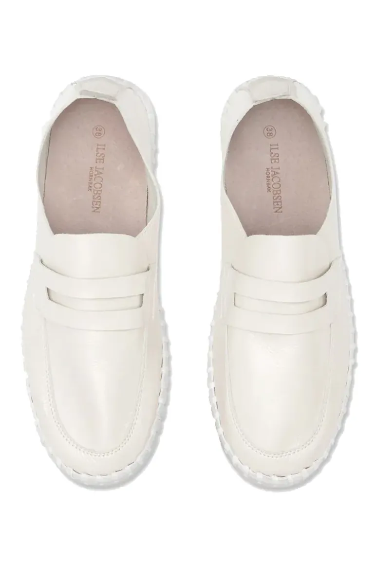 Tulip Loafer By Ilse Jacobsen In Cream